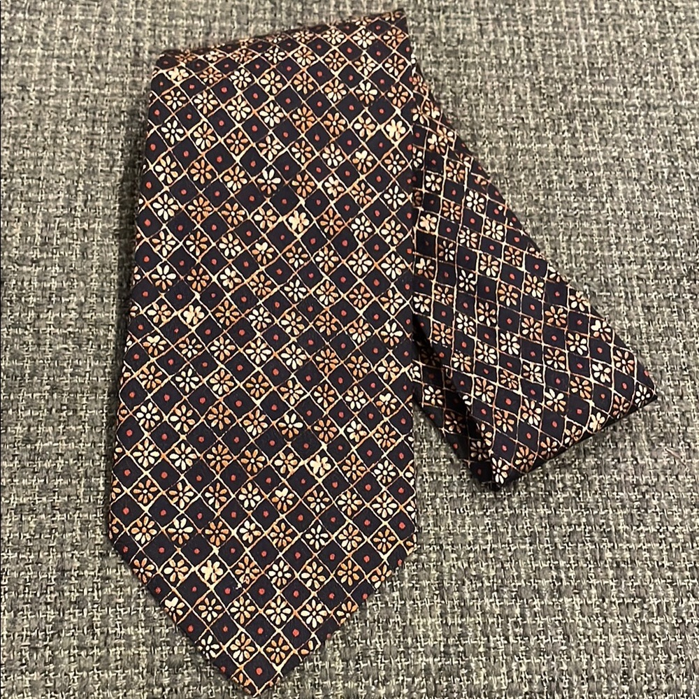 Boss Classic Brown Black Geometric print Tie